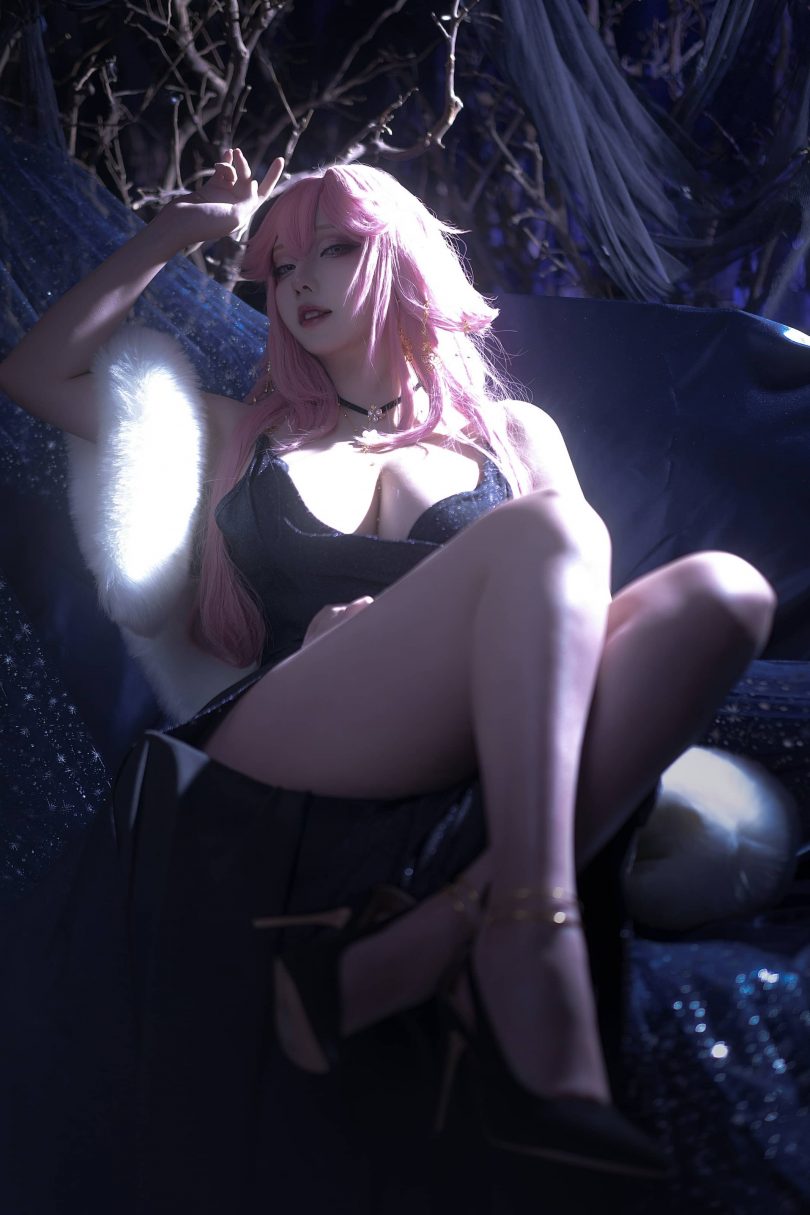 菌烨tako_原神cos | 菌烨tako_原神·八重神子礼服cos作品 [12P-182MB]