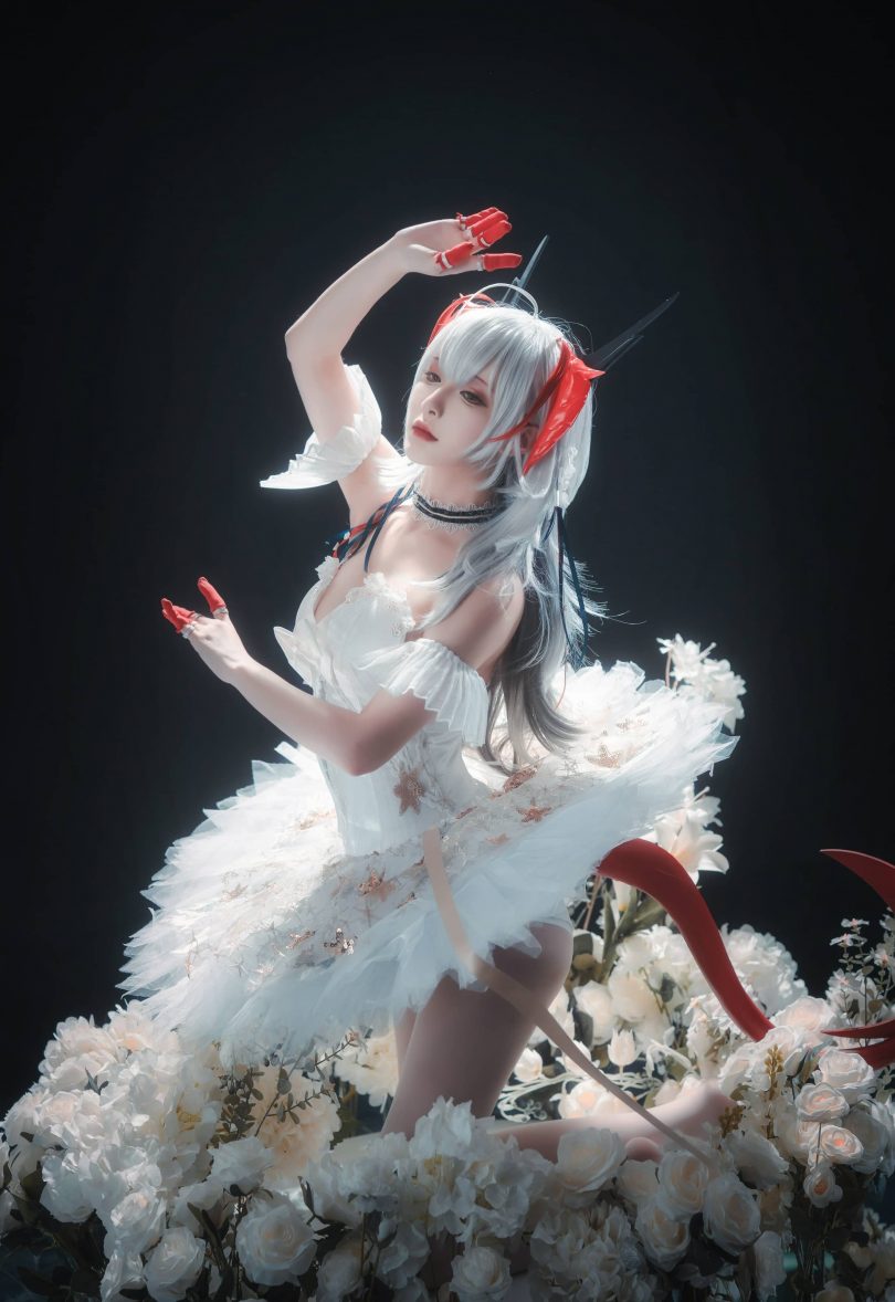 铁板烧鬼舞w cos W | 铁板烧鬼舞w_明日方舟·W 芭蕾cos作品 [18P-153MB]