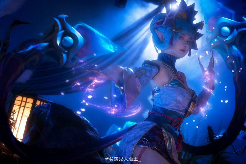 露兒大魔王cos伊芙琳 | 露兒大魔王_英雄联盟·伊芙琳cos [15P-209MB]插图