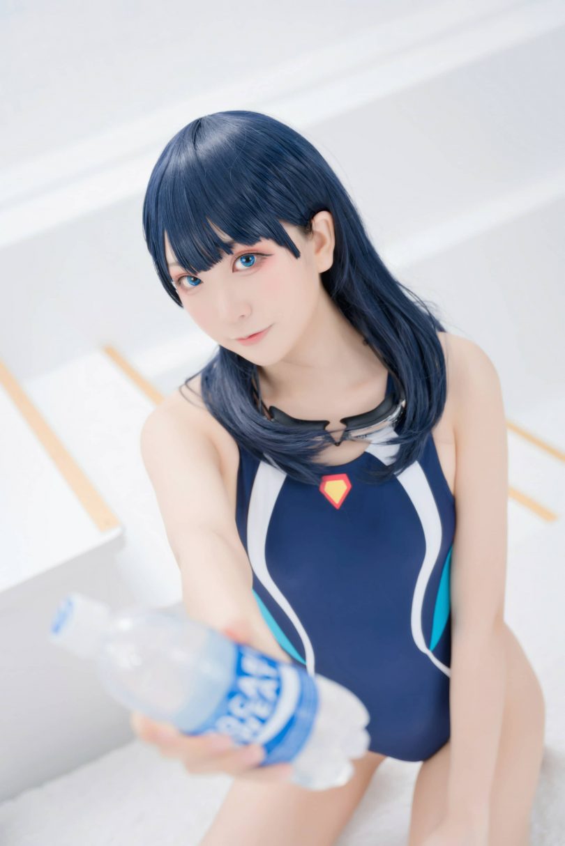 Yuki亭cos宝多六花 | Yuki亭_电光超人·宝多六花 水着cos作品 [13P-81MB]