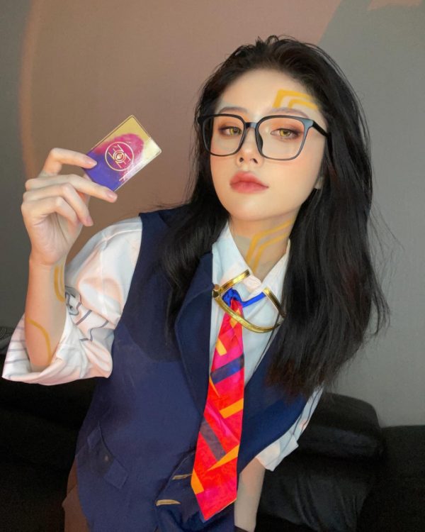 辣妹coser Mao在《无畏契约》化身女版盖可，让游戏玩家“堕落”(辣妹什么)插图5