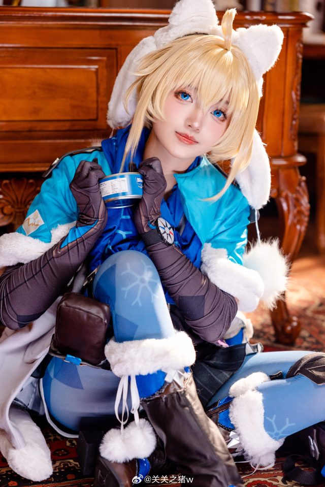 关关之猪w cos《崩坏：星穹铁道》玲可，魅力迷人如极地冰雪(关关之猪黑历史)插图3