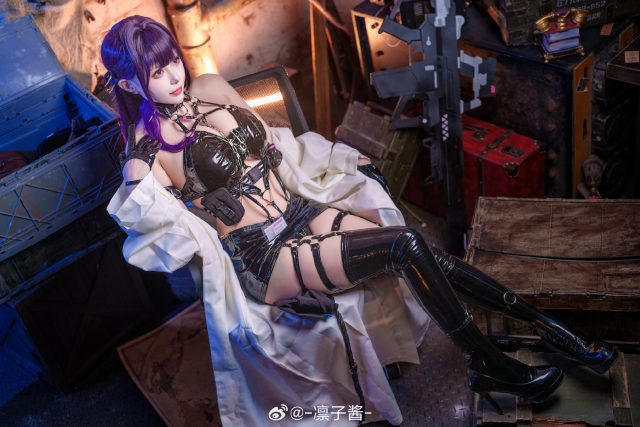 梦幻现实：凛子酱演绎《胜利女神：妮姬》米哈拉的绝美COSPLAY插图