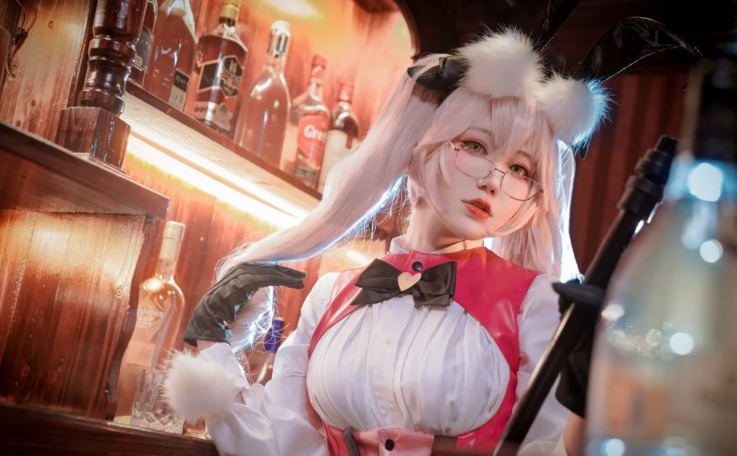 彩芸_Nebula cos高扬斯卡娅 | 彩芸Nebula_FGO·光之高扬斯卡娅cos [15P-25MB](云彩女神简介)插图