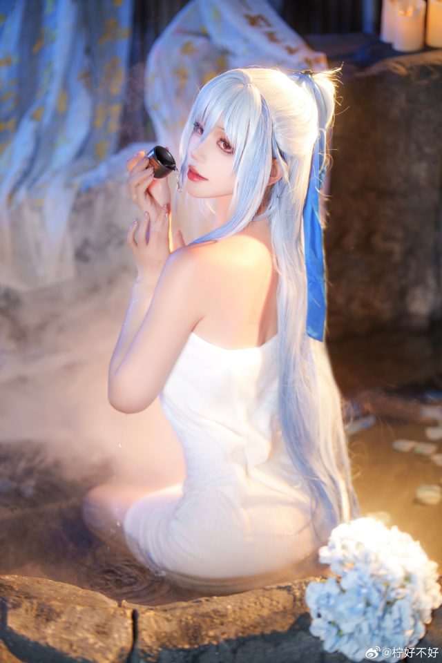 柠好不好化身《星穹铁道》罗浮剑首，展现“浴巾版”镜流的性感魅力插图3