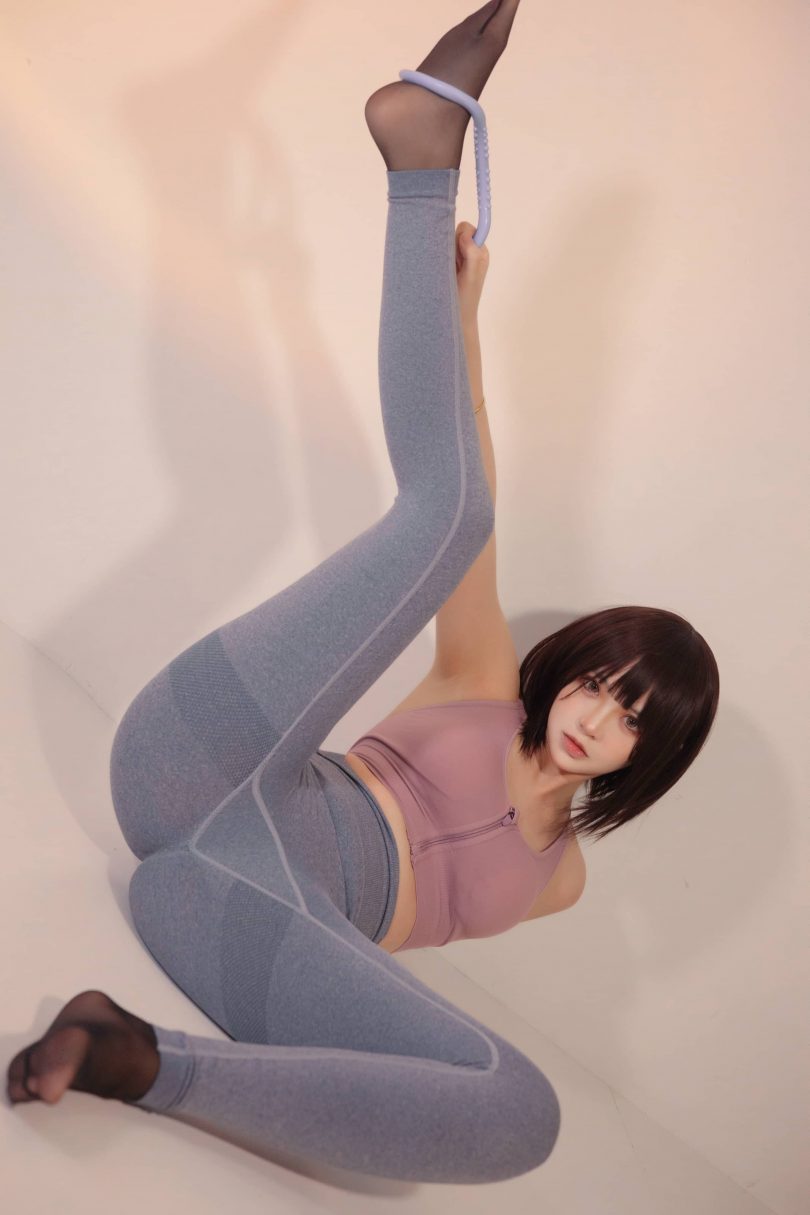 疯猫ss cos_情人节 | 疯猫ss_情人节福袋·运动衣cos作品 [40P-742MB]