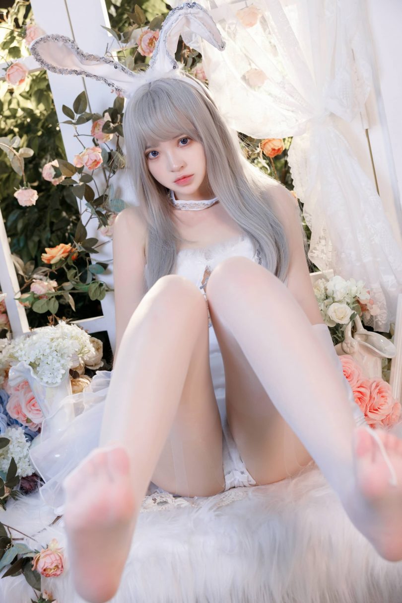 疯猫ss cos_珍藏版3 | 疯猫ss_兔女郎·纯白绒绒兔cos作品 [40P2V-1.06GB]