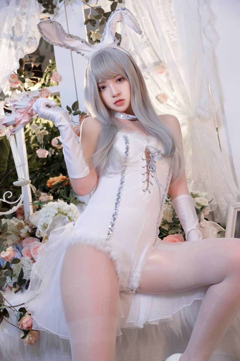 疯猫ss cos_珍藏版3 | 疯猫ss_兔女郎·纯白绒绒兔cos作品 [40P2V-1.06GB]