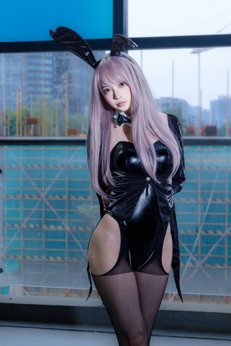 疯猫ss cos_珍藏版4 | 疯猫ss_兔女郎·紫发礼服兔cos作品 [42P-923MB]
