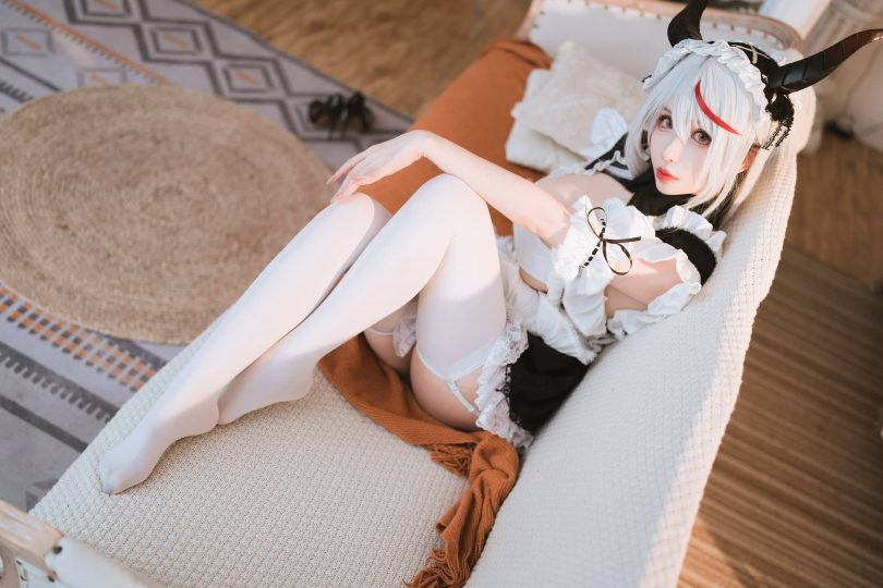 肉扣热热子·龙女仆COS，大胆展现《妄想航线》的角色魅力插图2
