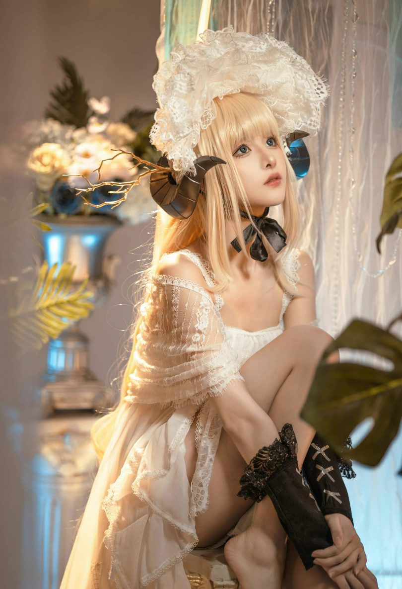 腥味猫罐cos夜莺 | 腥味猫罐_明日方舟·夜莺cos作品 [15P-94MB]