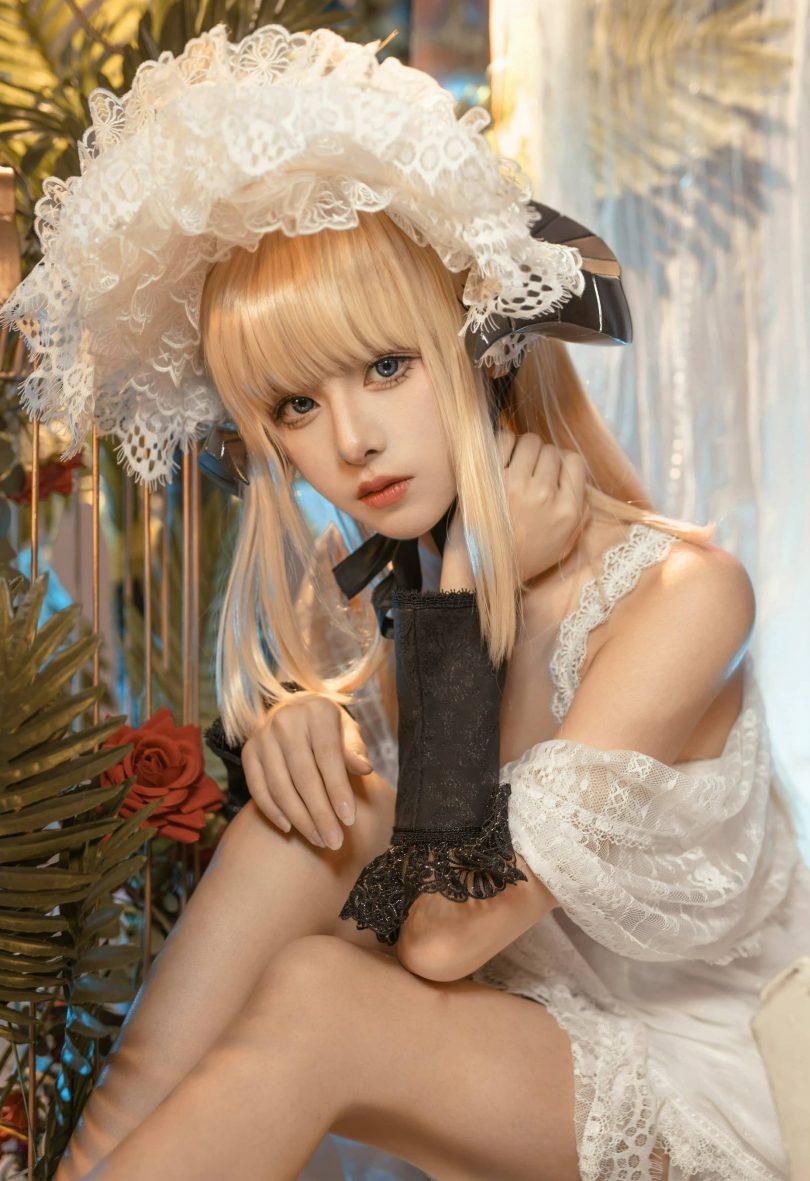 腥味猫罐cos夜莺 | 腥味猫罐_明日方舟·夜莺cos作品 [15P-94MB]