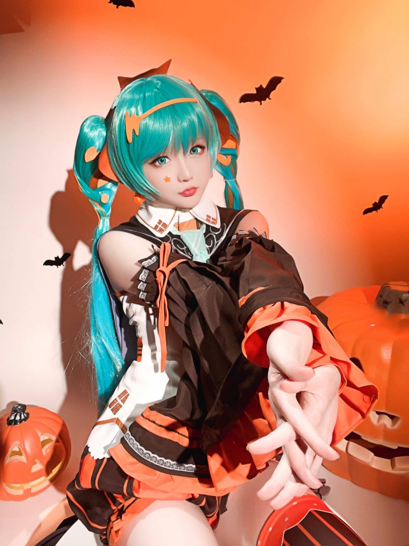 星之迟迟cos初音未来 | 星之迟迟_万圣节MIKU·初音未来cos [53P-319MB](星之迟迟推次元) - COS森林