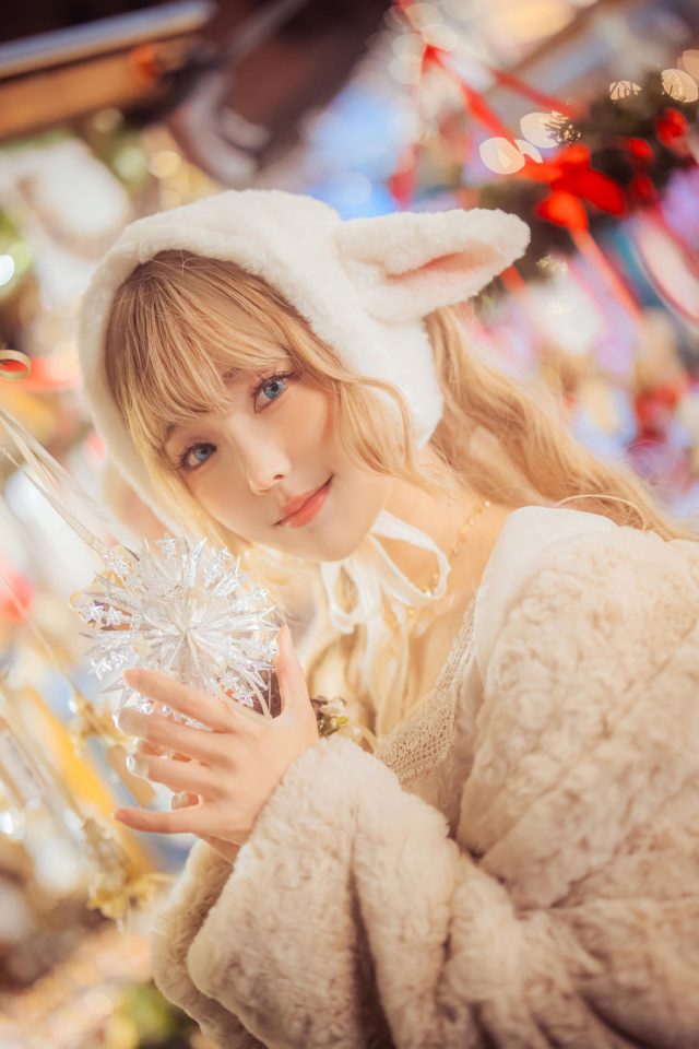 哈尔滨冬季乐园的奇妙之旅：coser“ElyEE子”的温馨体验(哈尔滨游乐场冬天开吗)插图4