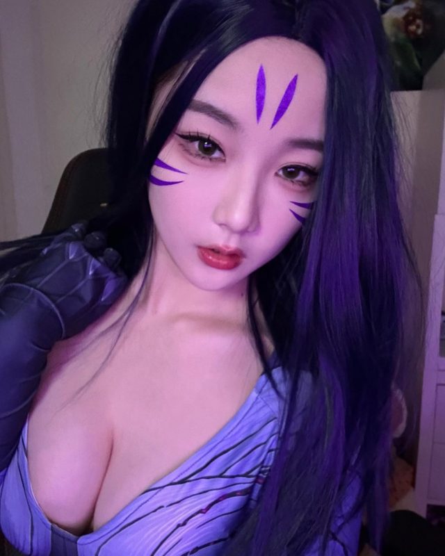 女BLV LPL Kitty化身《原神》雷电将军，超级性感充满魅力