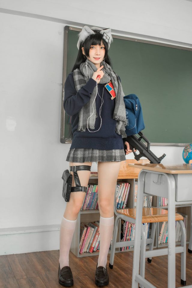 纯白毕业季的毛衣JK：coser izumi泉桃子的初恋魔法插图