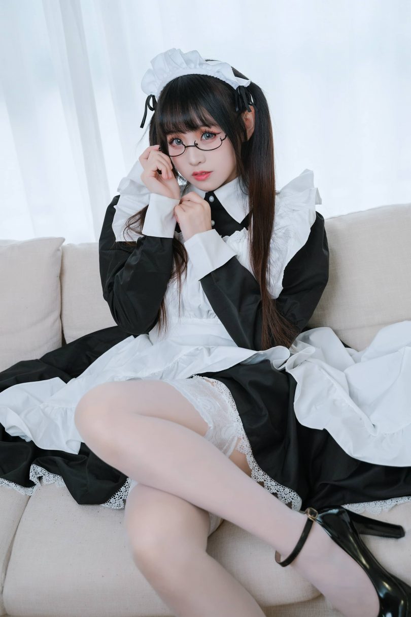 miko酱ww cos女仆 | miko酱ww_女仆·白色丝袜cos作品 [44P-595MB](miko酱游戏)插图4