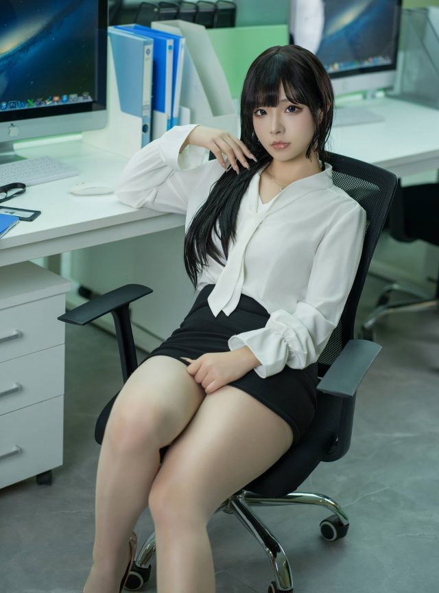 COSER-yuuhui玉汇的勇气：在潜规则面前站起来的故事(玉会所:千万富翁的奢华游戏)插图4