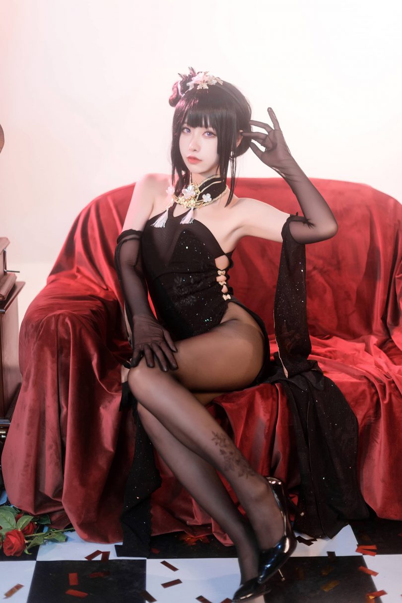 Momoko葵葵cos镇海 | momoko葵葵_碧蓝航线·镇海礼服cos [24P-56MB]插图