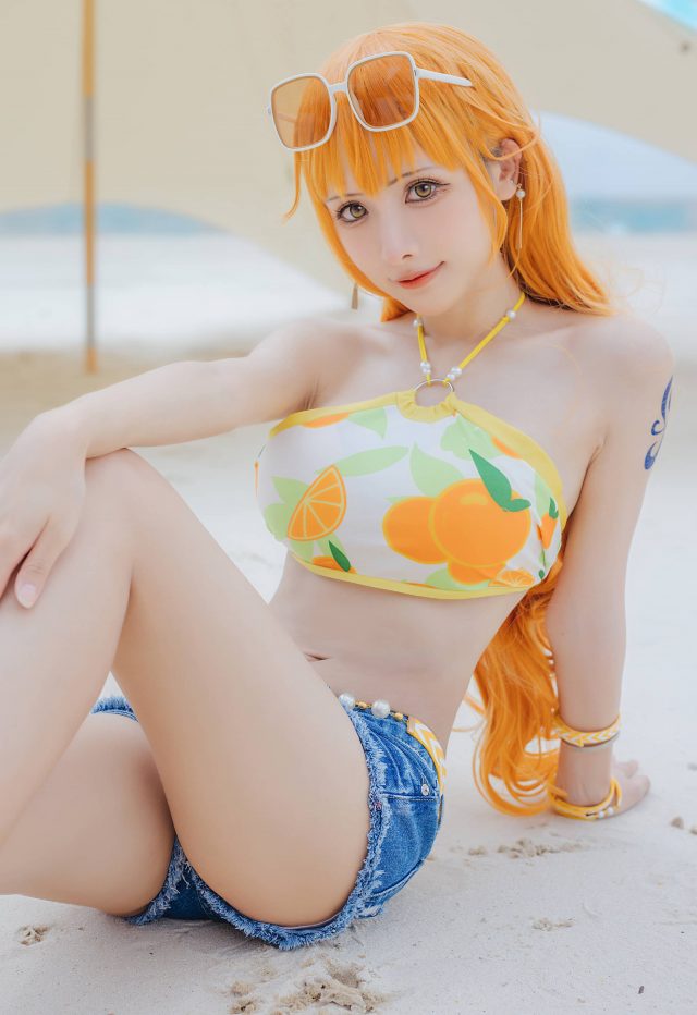 穿越《航海王》海洋世界：紫氯氯的“小贼猫”娜美COS(穿越海贼王的小说推荐知乎)插图2