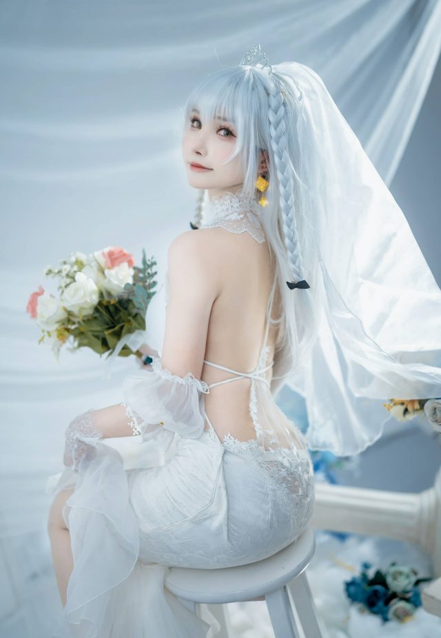 超级小禾儿·花园誓约婚纱COS：浪漫的婚礼在花海中绽放(超级小花bgm)插图4