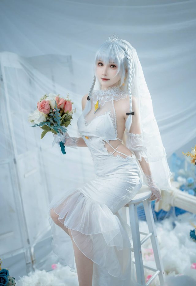 超级小禾儿·花园誓约婚纱COS：浪漫的婚礼在花海中绽放(超级小花bgm)插图1