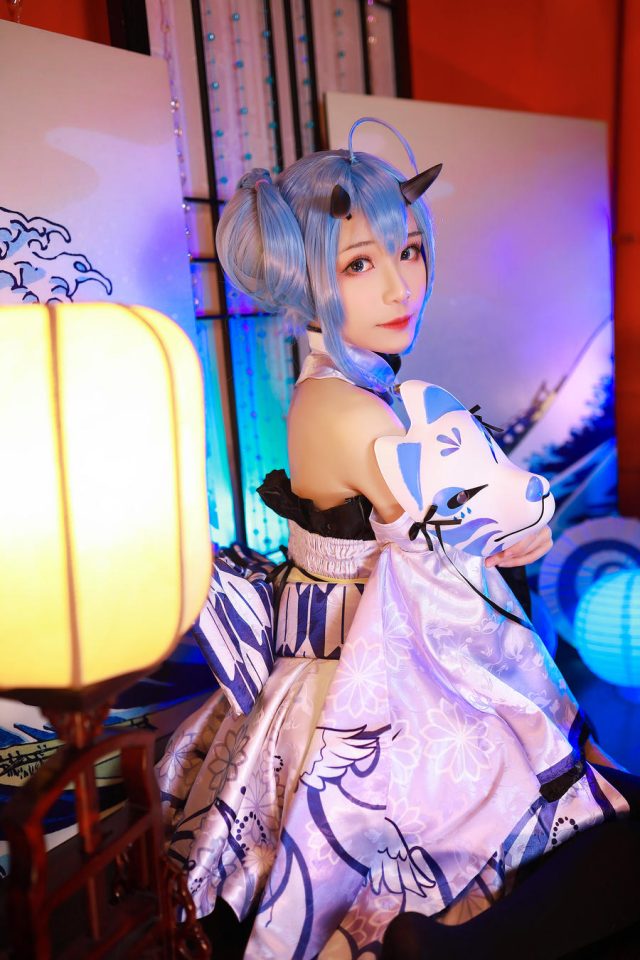 Tomoyo酱《碧蓝航线》柏COS：穿越时空的幻梦樱花之舞