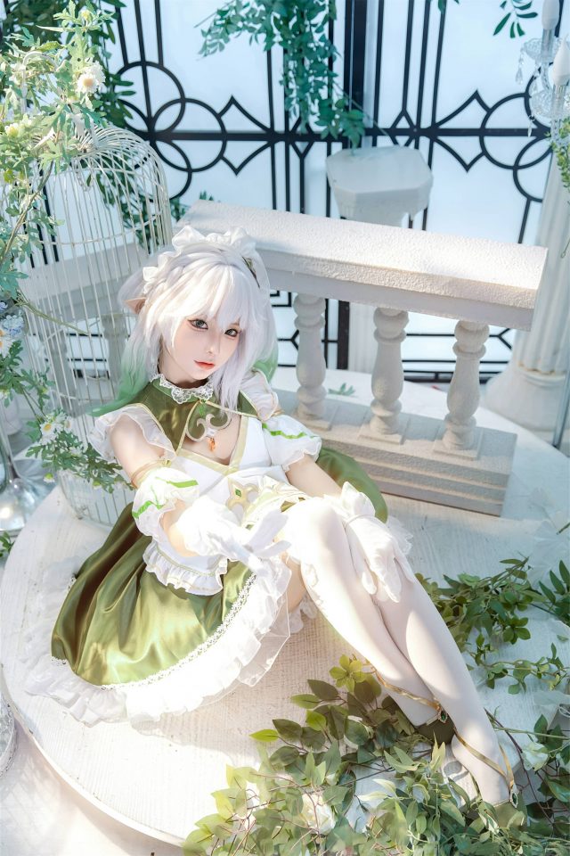 《原神》的魔幻花园：蠢沫沫古典优雅的纳西妲COSPALY