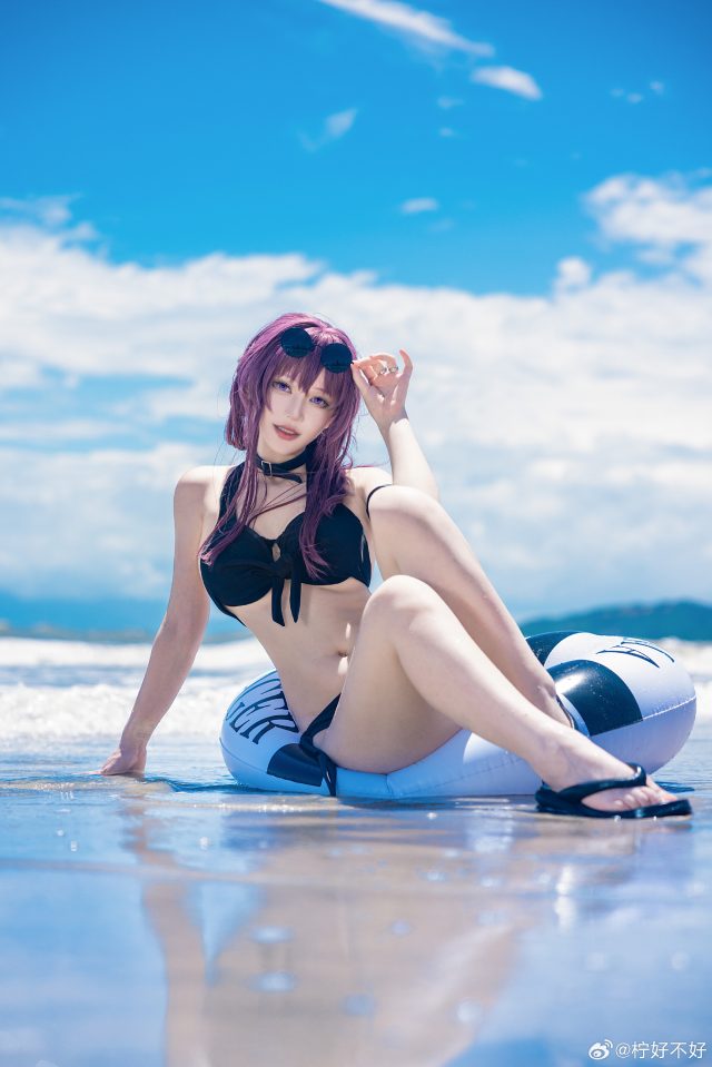 柠好不好“崩坏:星穹铁道”卡芙卡COS,星核猎手的迷人风采 柠好不好“崩坏:星穹铁道”卡芙卡COS,星核猎手的迷人风采