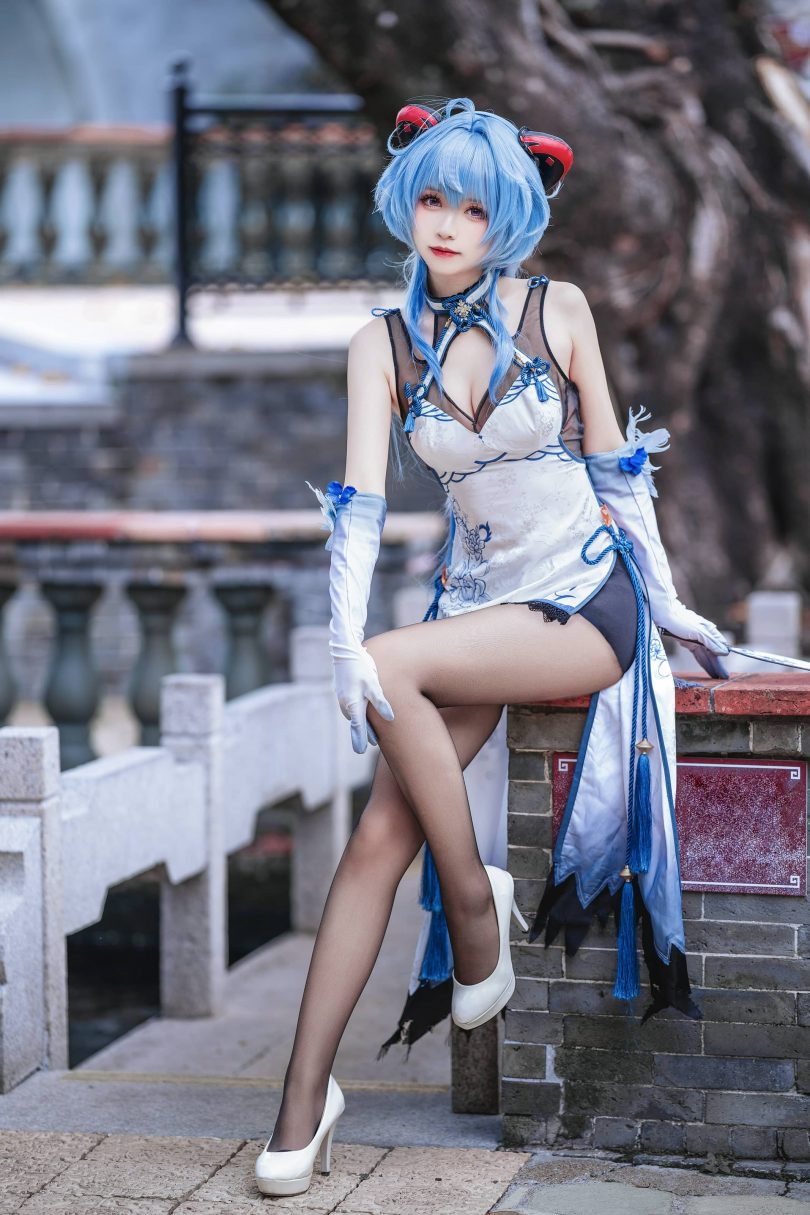 大大卷卷小卷cos甘雨 | 大大卷卷小卷_原神·甘雨旗袍cos作品 [18P-149MB]