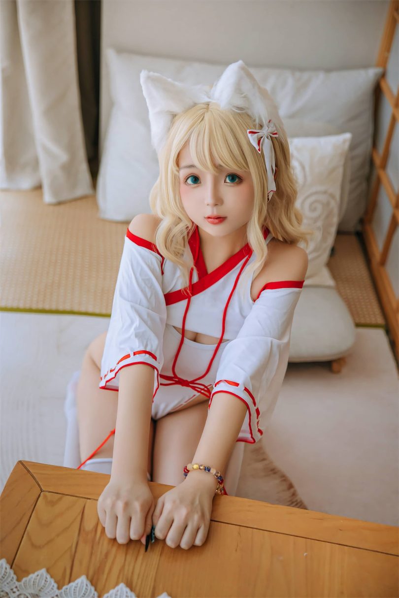 日奈娇cos巫女 | 椎名莜(日奈娇)_小狐狸·巫女cos作品 [53P-336MB]