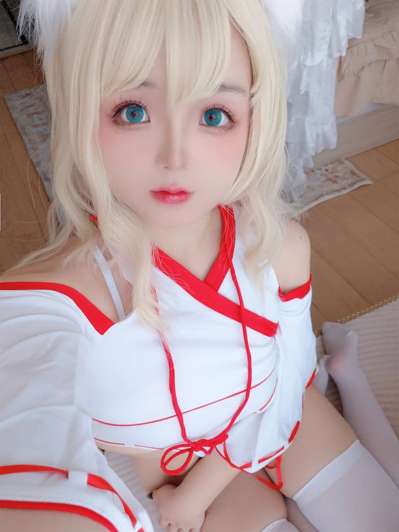 日奈娇cos巫女 | 椎名莜(日奈娇)_小狐狸·巫女cos作品 [53P-336MB]