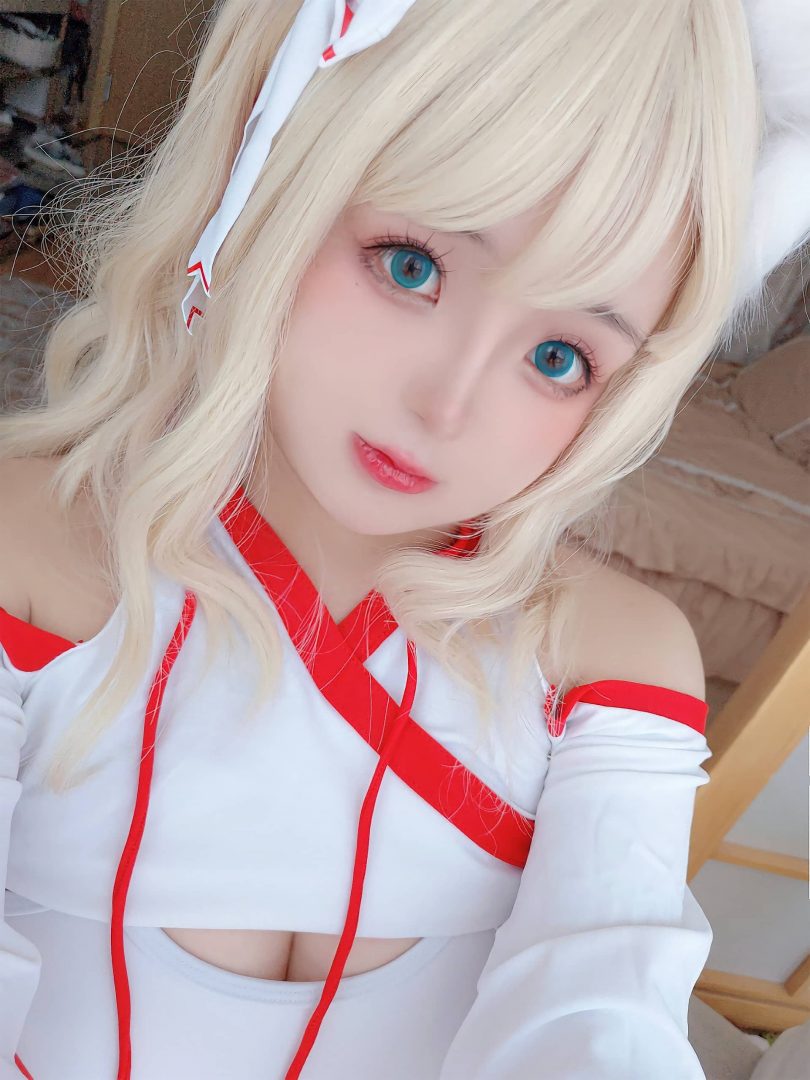 日奈娇cos巫女 | 椎名莜(日奈娇)_小狐狸·巫女cos作品 [53P-336MB]