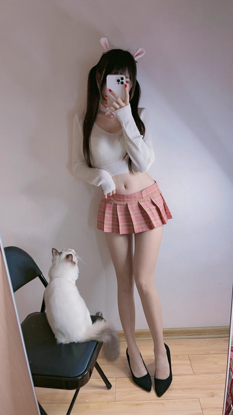 miko酱ww cos比基尼 | miko酱ww_比基尼·冬日温泉cos [24P-597MB]