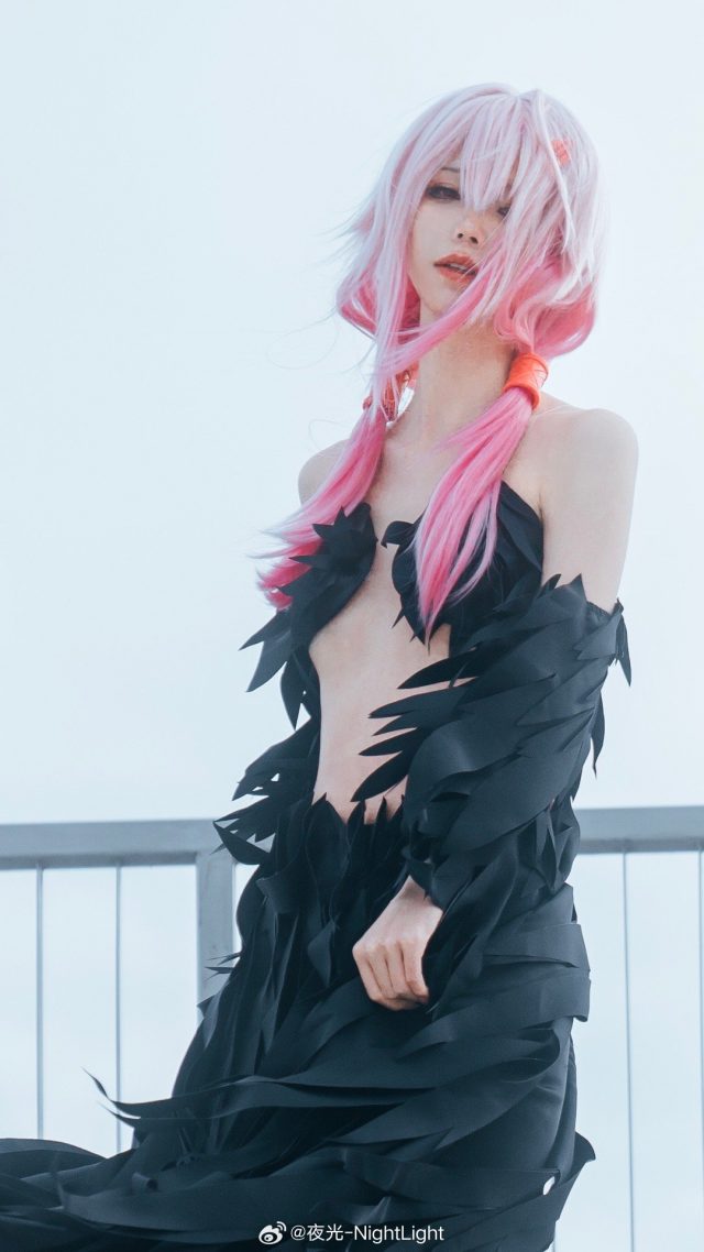 偶像女神的完美再现:夜光-NightLight化身魅力无限的楪祈 偶像女神的完美再现:夜光-NightLight化身魅力无限的楪祈