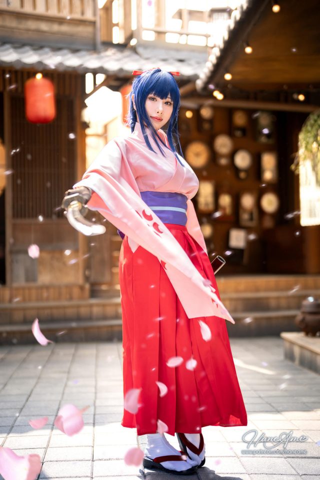 “最终幻想VII”中的泳装女神：雨波HaneAme化身性感迷人的蒂法