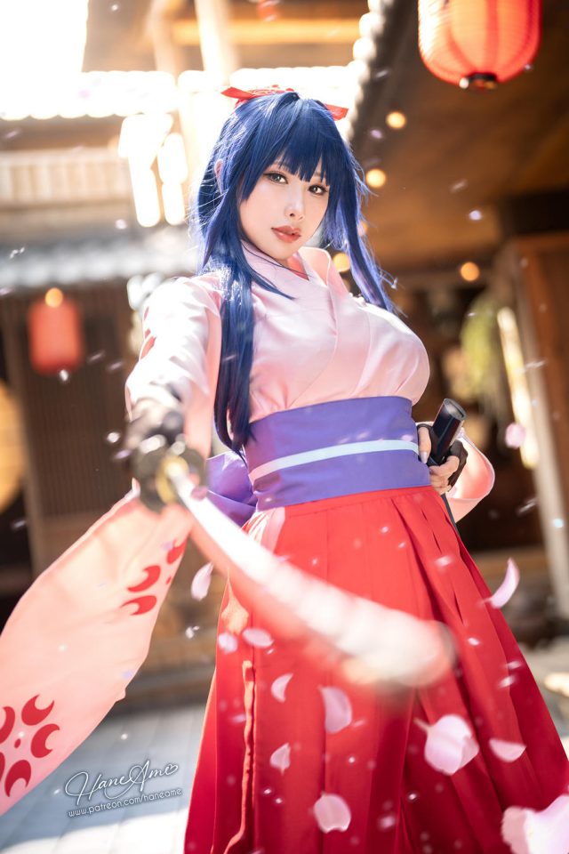 “最终幻想VII”中的泳装女神：雨波HaneAme化身性感迷人的蒂法