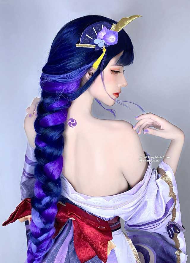 纯洁的“国民waifu”申鹤cosplay让《原神》的兄弟坠入爱河 纯洁的“国民waifu”申鹤cosplay让《原神》的兄弟坠入爱河