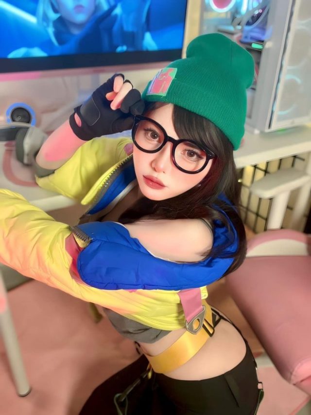 奇乐COS：泰国美少女Toey用性感与创意点亮无畏契约