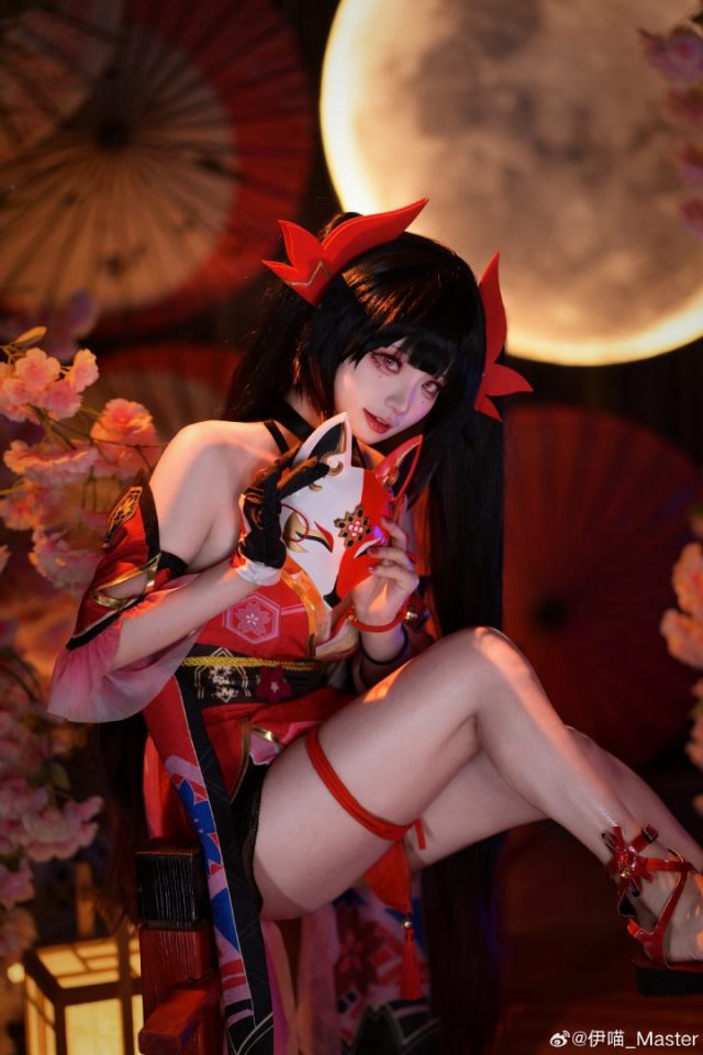 伊喵_Master花火COS:绽放崩坏星穹铁道的灵魂之火 伊喵_Master花火COS:绽放崩坏星穹铁道的灵魂之火