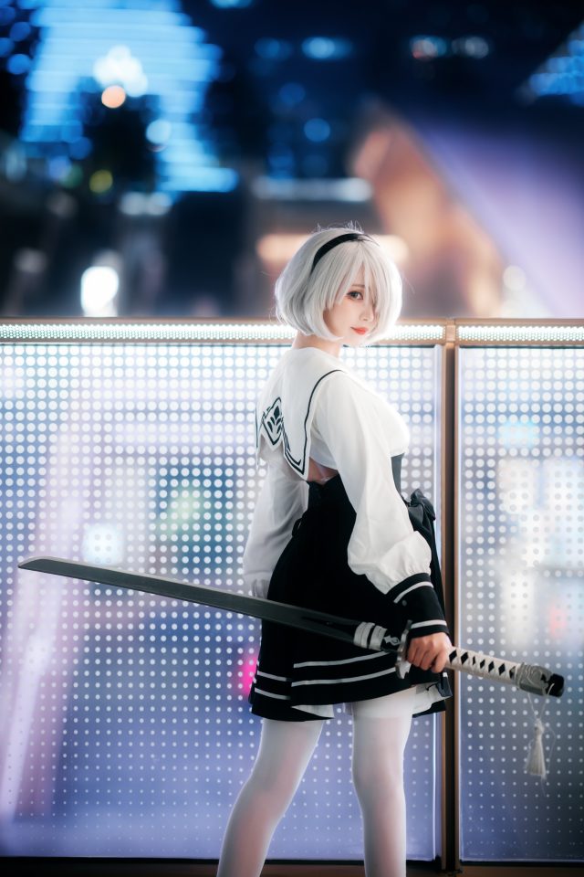 凰儿cos2B冷酷与可爱兼备：尼尔机械纪元新形象大揭秘