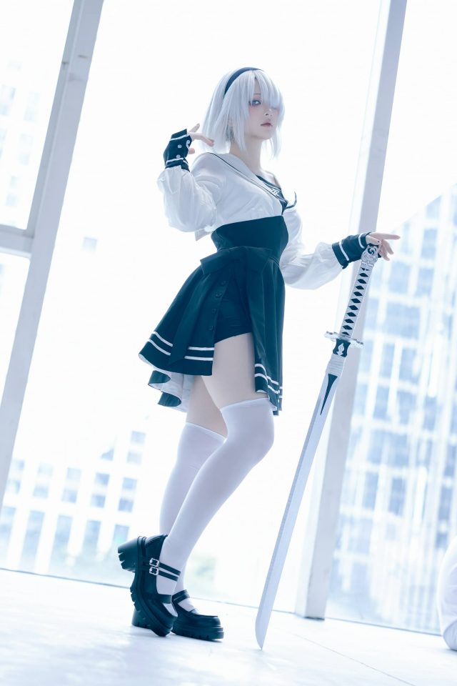 屿鱼Yukako尼尔机械纪元COS:演绎冷酷与柔美并存的2B 屿鱼Yukako尼尔机械纪元COS:演绎冷酷与柔美并存的2B