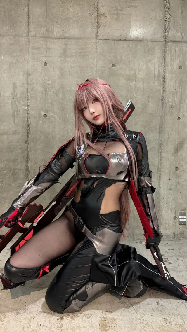 切切celia红莲暗影COS:华丽盔甲与迷人魅力的完美融合