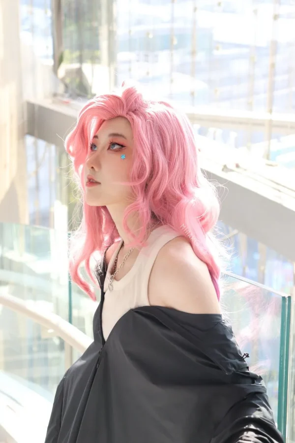 泰国Minako萨勒芬妮COS：重现星籁歌姬的甜美与青春活力