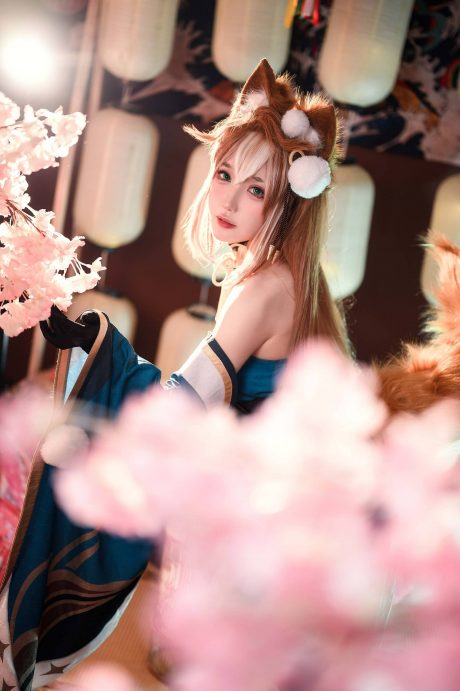 原神阿包也是兔娘COS：完美诠释希娜小姐的可爱与性感魅力
