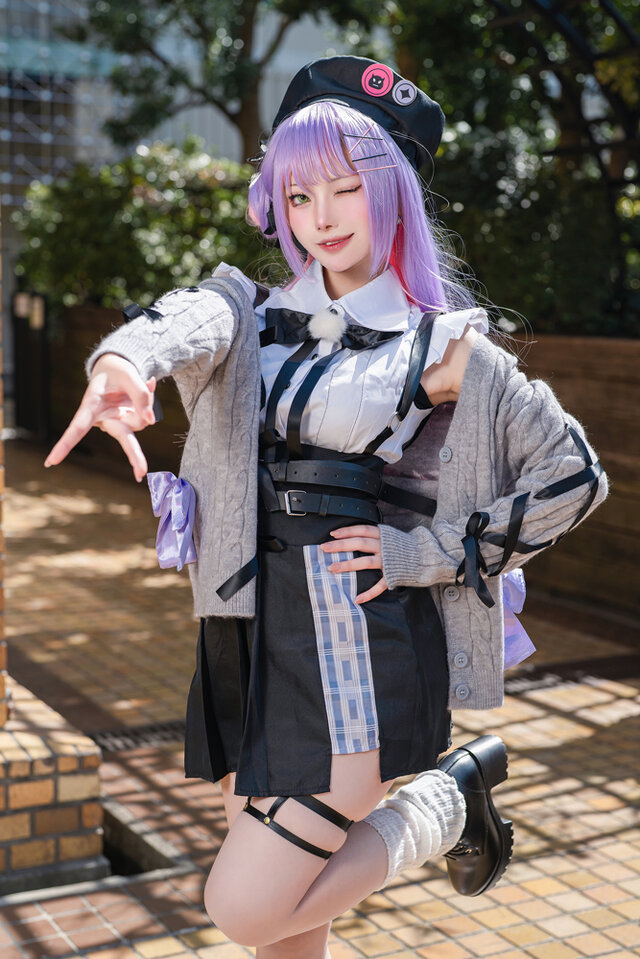 百瀬サク池袋acosta!现场还原Hololive常暗永远,紫黑恶魔角造型配合甜坏表情切换引爆围观
