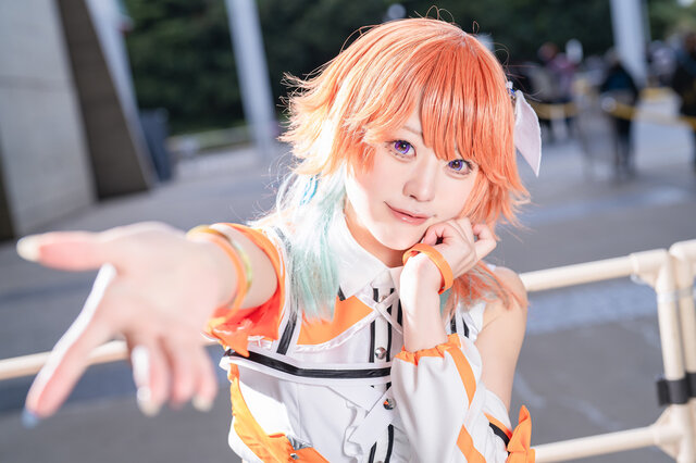 不死鸟之魂再现：有宮ひすいCOS小鸟游琪亚拉，魅力无敌！