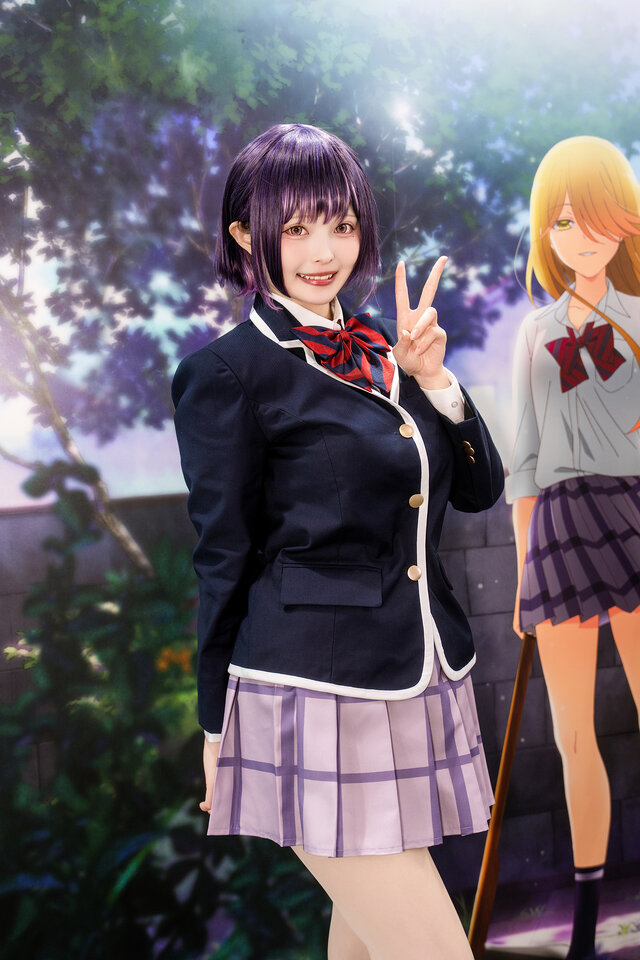 可爱又性感的美少女降临：Coser Suzuran化身甜美的石原紫