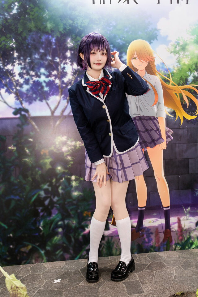 可爱又性感的美少女降临：Coser Suzuran化身甜美的石原紫