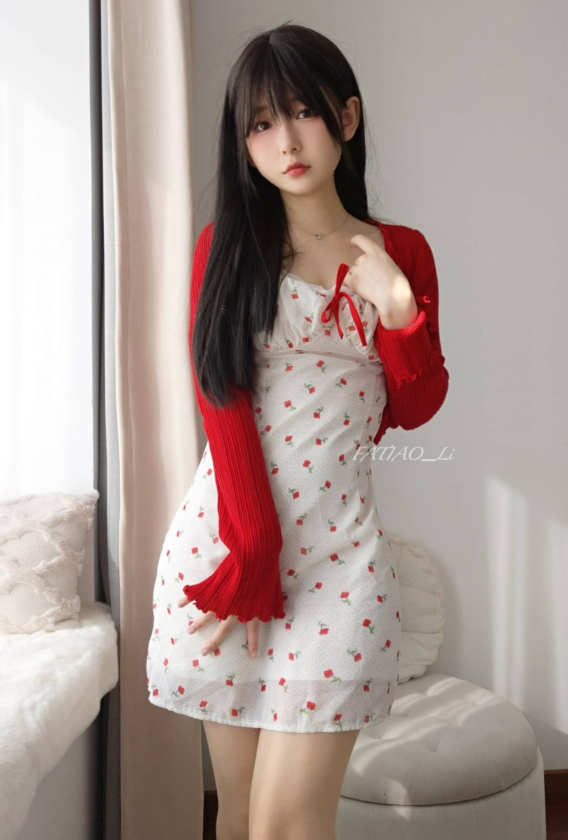 迷之呆梨cos春日少女|迷之呆梨_自撮り·春日少女cos作品[130P-220MB]